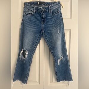 Kut from the Kloth REESE Ankle Straight‎ Leg Distressed Size 4